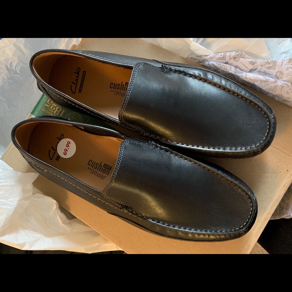 Men’s black Clark slip ins, sz 9.5